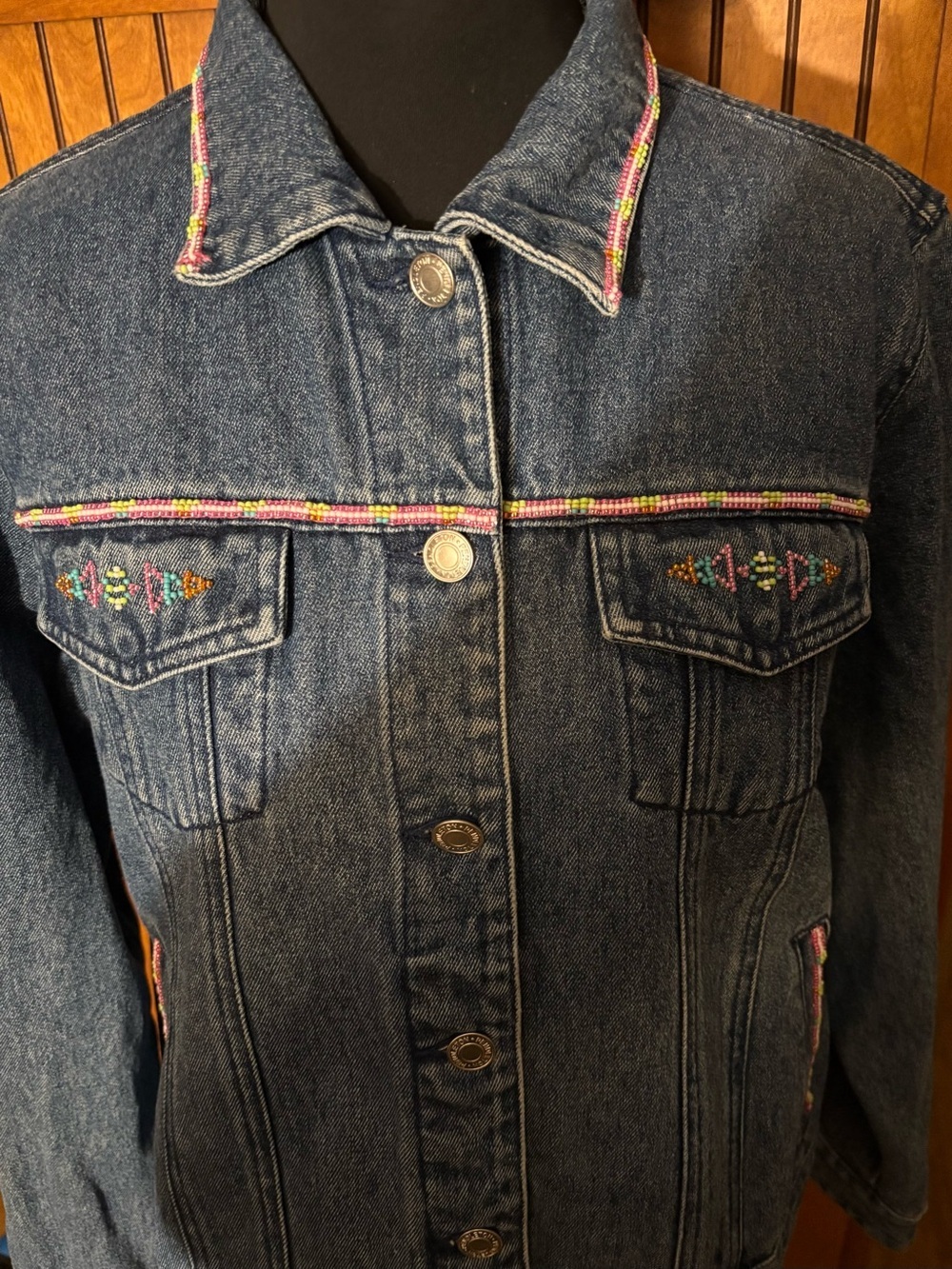 Vintage Pendleton Southwestern Beaded Denim Trucker Jacket Y2K
Medium Petite